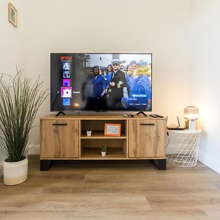 Guest H4u - Heroismo Apartment *