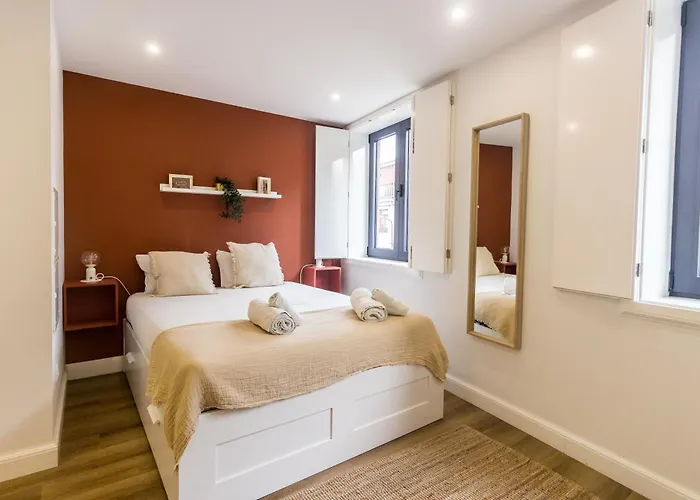 Guest H4u - Heroismo Apartment *