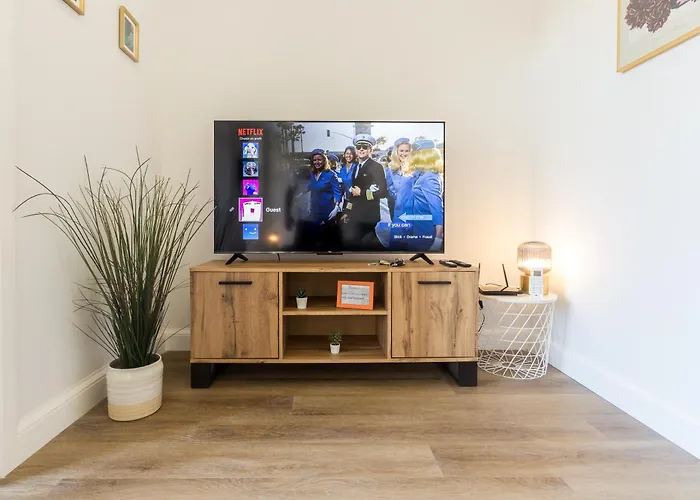 Guest H4u - Heroismo Apartment *