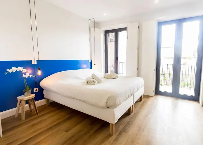 Guest H4u - Heroismo Apartment