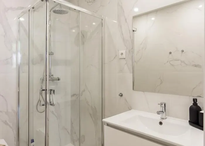 Guest H4u - Heroismo * Porto